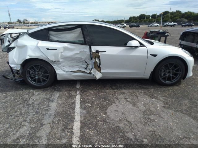 5YJ3E1EA5PF589662 Tesla MODEL 3