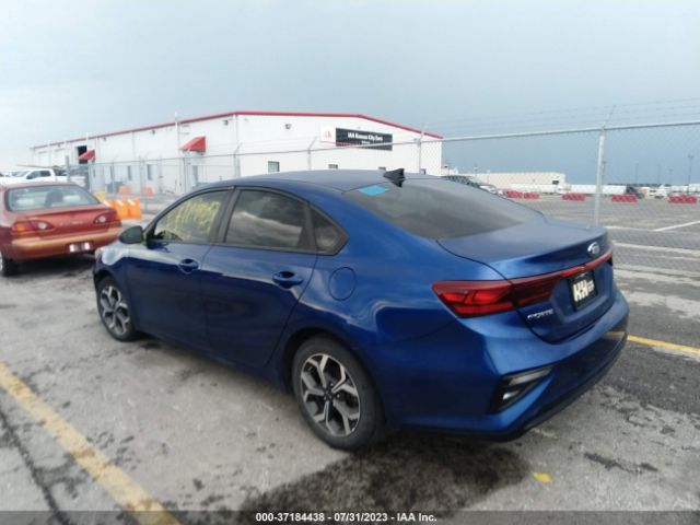 3KPF24AD9KE135615 KIA Forte Lxs
