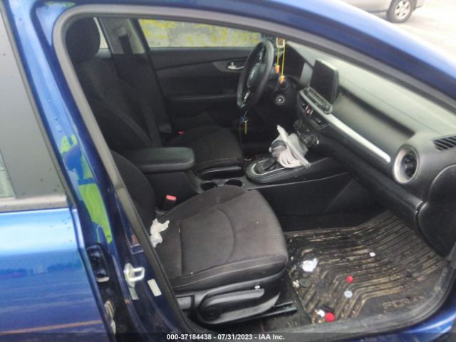 3KPF24AD9KE135615 KIA Forte Lxs