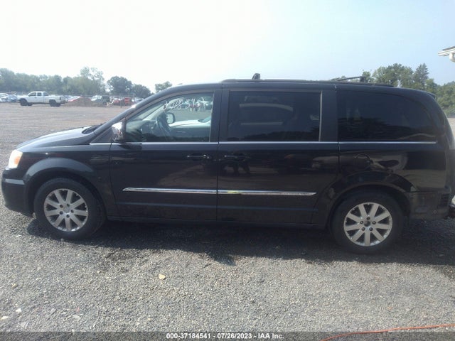 2011 CHRYSLER TOWN & COUNTRY TOURING-L VIN: 2A4RR8DG8BR713928
