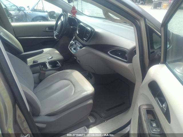 2C4RC1BG4HR535932 Chrysler Pacifica Touring-l