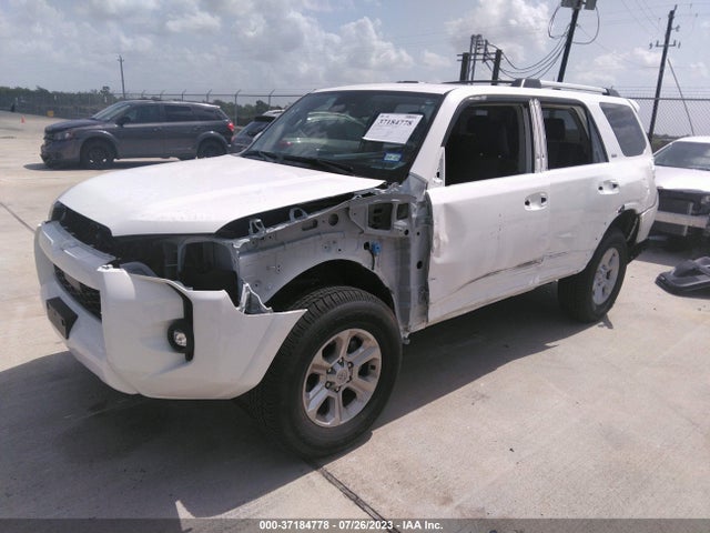 Toyota 4runner Sr5 Premium 2023 JTEFU5JR5P5289913 Image 2