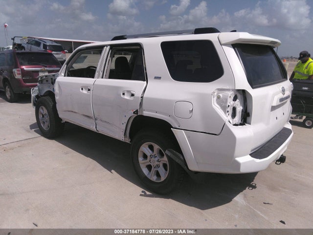 Toyota 4runner Sr5 Premium 2023 JTEFU5JR5P5289913 Image 3