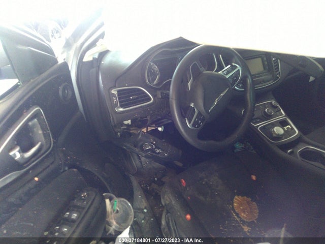 Chrysler 200 Limited 2015 1C3CCCAB0FN669391 Image 5