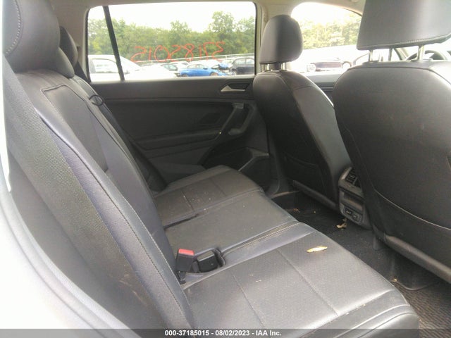 3VV2B7AX3LM012346 Volkswagen Tiguan Se/sel/se R-line Black
