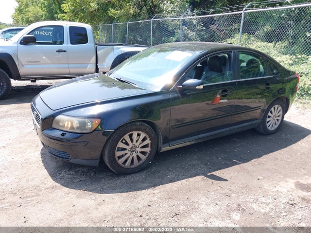 2005 VOLVO S40 VIN: YV1MS382452117301