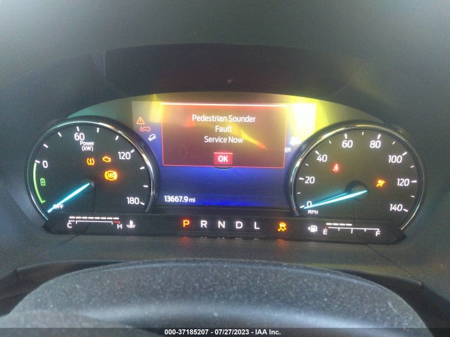 2022 Ford Escape, VIN: 1FMCU0EZ2NUA84780