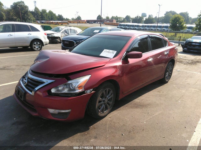 Nissan Altima 2.5 S 2015 1N4AL3AP8FC467463 Image 2