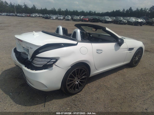 2017 Mercedes-Benz SLC-Class, VIN: WDDPK6GA1HF129616