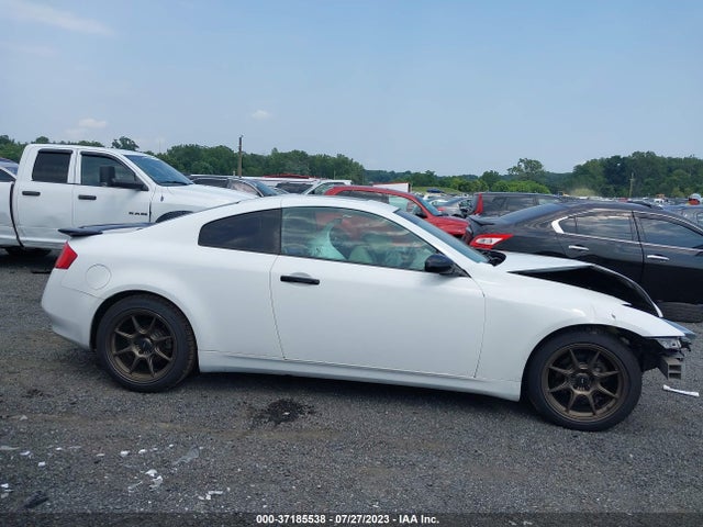 2004 INFINITI G35 COUPE W/LEATHER VIN: JNKCV54E24M308737