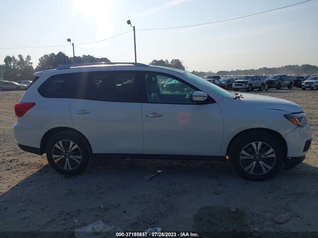 2017 NISSAN PATHFINDER SL VIN: 5N1DR2MM1HC654530