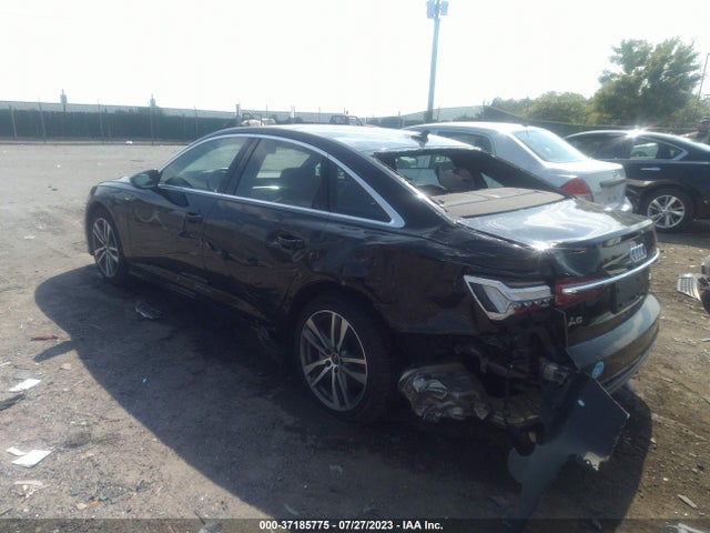 2022 Audi A6, VIN: WAUL2BF25NN031117