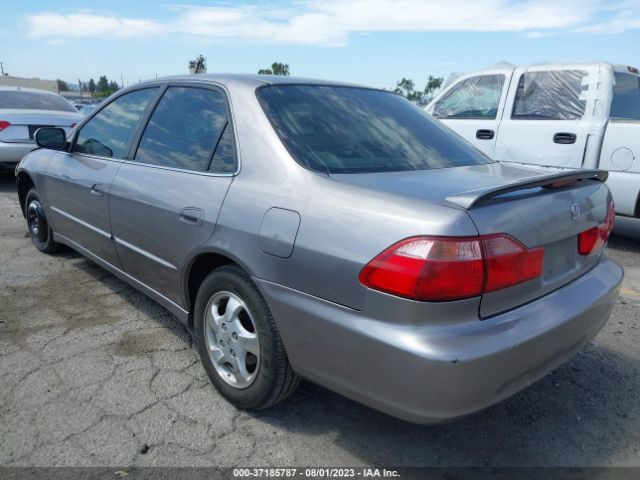 2000 HONDA ACCORD SDN JHMCG6671YC009234 Photo 2