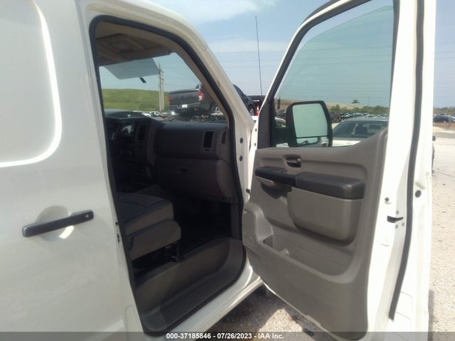 2018 Nissan NV, VIN: 1N6BF0KMXJN807084