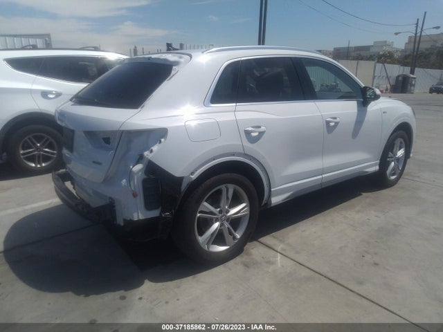 WA1DECF39M1011806 Audi Q3 S Line Premium