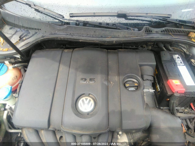 2012 VOLKSWAGEN JETTA SPORTWAGEN SE W/SUNROOF VIN: 3VWPP7AJ5CM666649