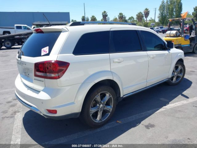 3C4PDCGG2FT679031 Dodge Journey Crossroad