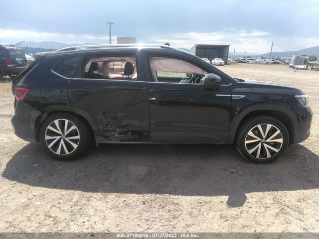 3VVPX7B22NM054035 Volkswagen TAOS SE