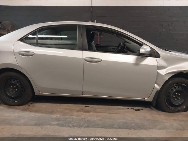 2018 TOYOTA COROLLA LE VIN: 2T1BURHE5JC038462