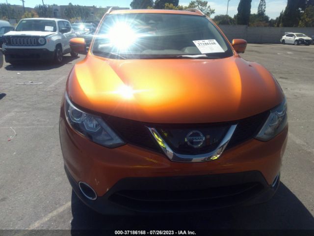 JN1BJ1CP4HW025788 Nissan Rogue Sport Sl