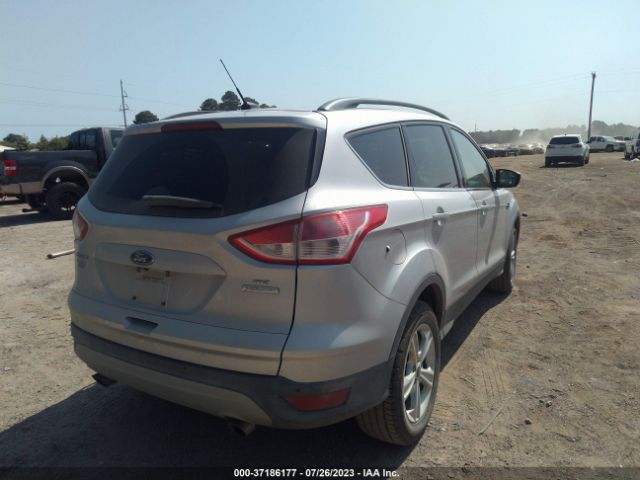 1FMCU0GX9GUB71364 Ford ESCAPE SE