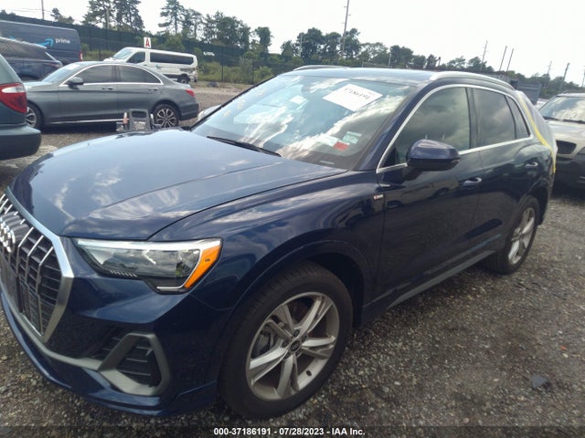 WA1DECF3XM1056771 Audi Q3 S Line Premium