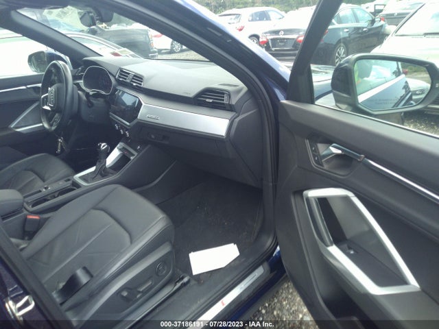 WA1DECF3XM1056771 Audi Q3 S Line Premium
