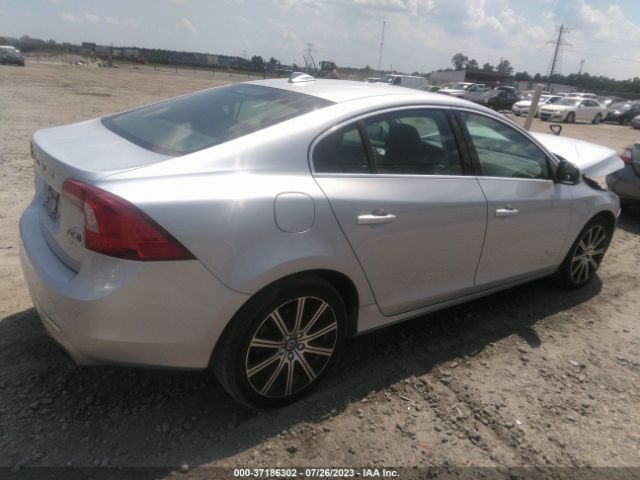 LYV402TMXHB142317 Volvo S60 Inscription Platinum