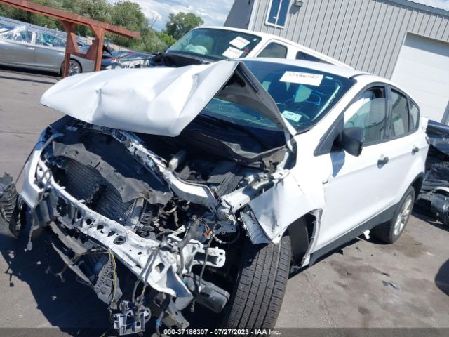 1FMCU0F7XJUA99583 Ford ESCAPE S
