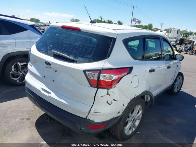 1FMCU0F7XJUA99583 Ford ESCAPE S