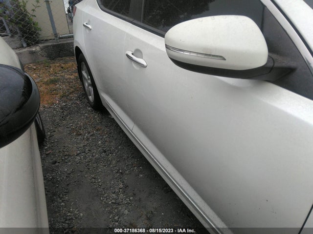 KIA Optima Lx 2015 KNAGM4A71F5592698 Image 14