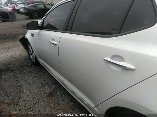 KIA Optima Lx 2015 KNAGM4A71F5592698 Image 15