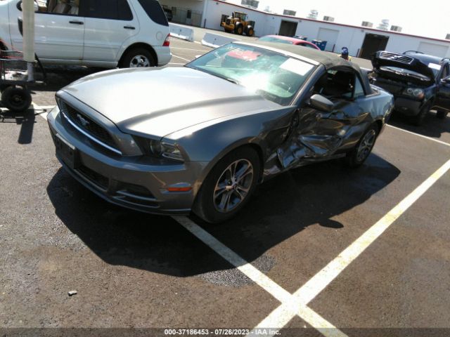 1ZVBP8EM2E5279246 Ford Mustang V6
