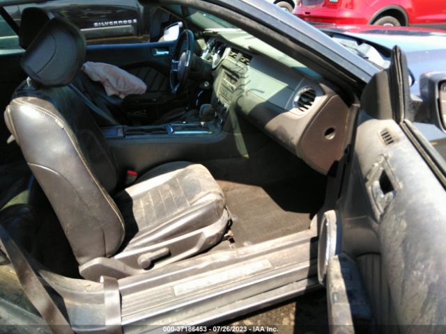 1ZVBP8EM2E5279246 Ford Mustang V6