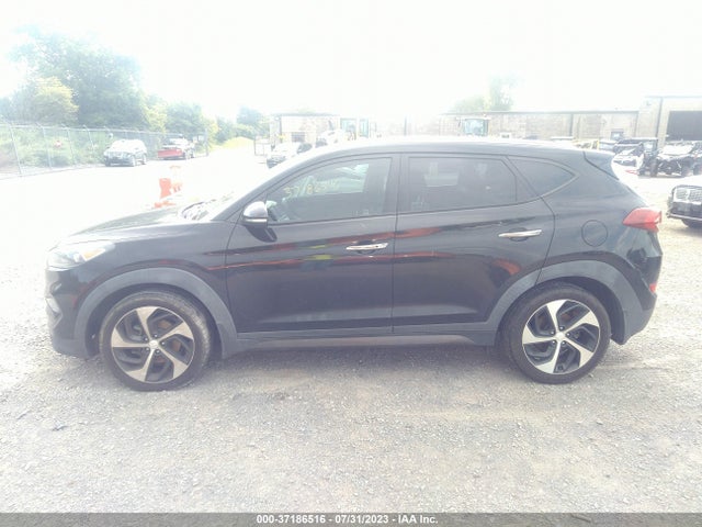 2016 HYUNDAI TUCSON LIMITED VIN: KM8J33A27GU046517