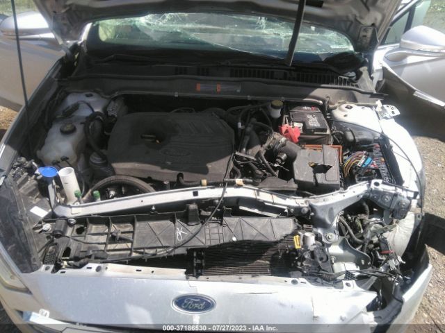 3FA6P0HD1HR253584 Ford FUSION SE