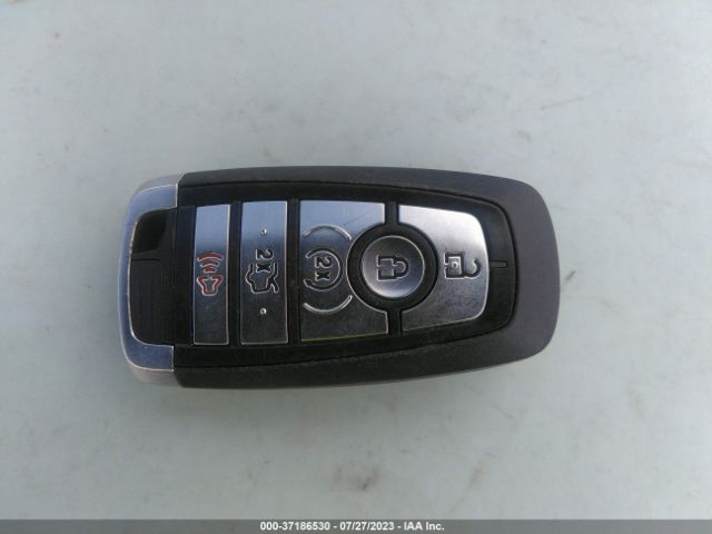 3FA6P0HD1HR253584 Ford FUSION SE