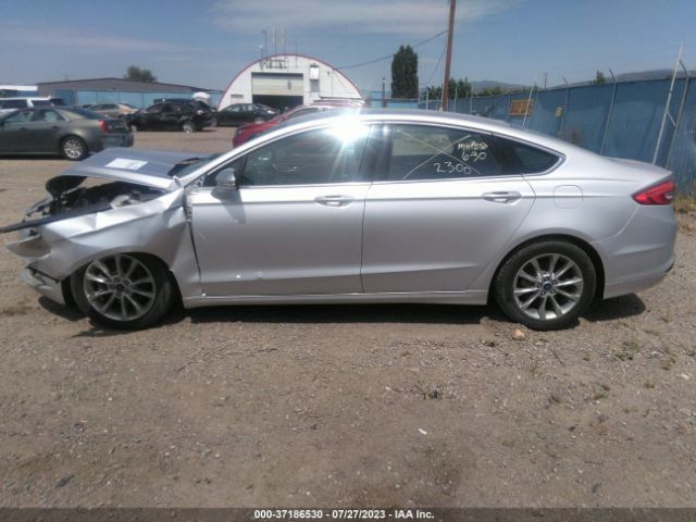 3FA6P0HD1HR253584 Ford FUSION SE
