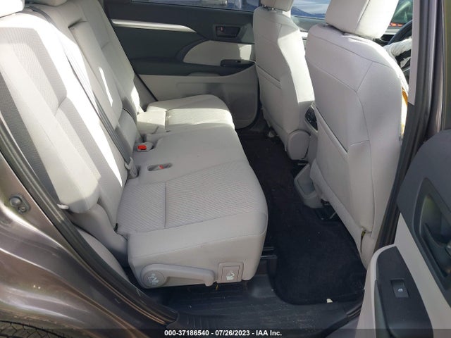 Toyota Highlander Le 2019 5TDZZRFH6KS298455 Image 15