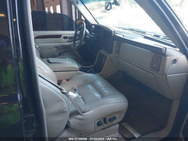 2002 CADILLAC ESCALADE VIN: 1GYEK63NX2R113425