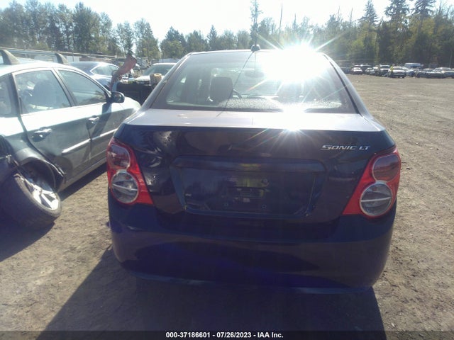 Chevrolet SONIC LT 2015 1G1JC5SH6F4114445 Image 8