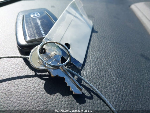 Toyota HIGHLANDER HYBRID 2023 5TDKBRCH6PS114178 Image 3