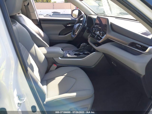 Toyota HIGHLANDER HYBRID 2023 5TDKBRCH6PS114178 Image 12