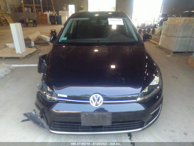 WVWKR7AU7KW909037 Volkswagen E-golf Se