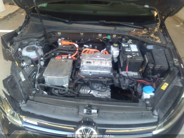 WVWKR7AU7KW909037 Volkswagen E-golf Se