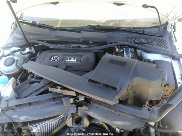 WVWVA7AU8KW212111 Volkswagen Golf R