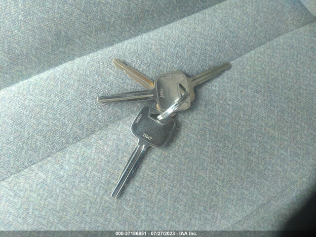 1998 TOYOTA AVALON XL/XLS VIN: 4T1BF18B5WU288386