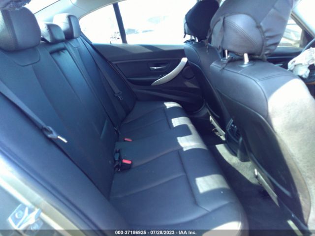WBA8A9C30HK622623 BMW 3 Series 320i