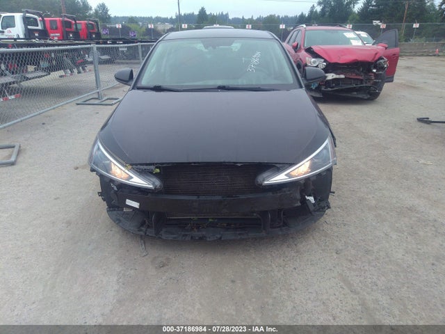 Hyundai ELANTRA SEL 2019 5NPD84LFXKH438225 Image 3
