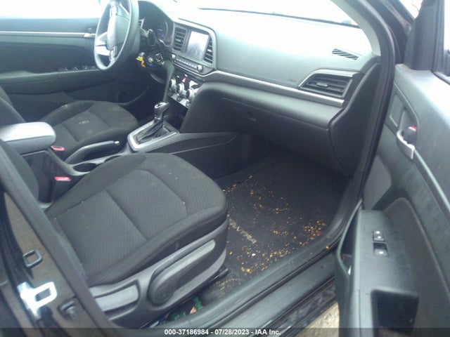 Hyundai ELANTRA SEL 2019 5NPD84LFXKH438225 Image 10